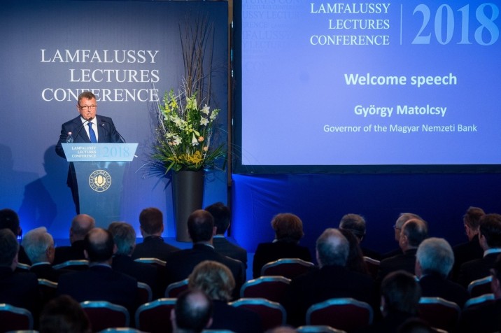 Matolcsy György, a Magyar Nemzeti Bank (MNB) elnöke beszél a Lámfalussy-konferencián Budapesten a Marriott Hotelben 2018. február 12-én. MTI Fotó: Balogh Zoltán