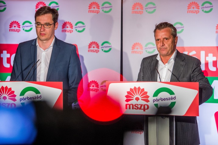 Karácsony Gergely, az MSZP-Párbeszéd miniszterelnök-jelöltje és Molnár Gyula, az MSZP elnöke (b-j) az MSZP-Párbeszéd választási eredményváró rendezvényén, az MSZP újbudai székházában 2018. április 8-án. MTI Fotó: Balogh Zoltán